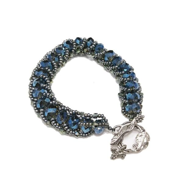 Artisan Blue Iridescent Crystal Seed Bead Bracelet, Toggle Clasp, 7 1/2 Inches - Picture 3 of 8